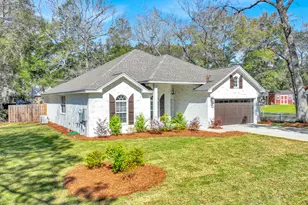 252 Waterview Cove Dr, Freeport, FL 32439 - Photo 1