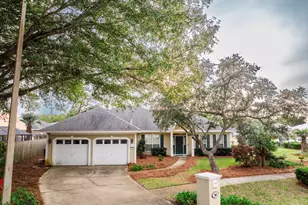 292 Stahlman Ave, Destin, FL 32541 - Photo 1