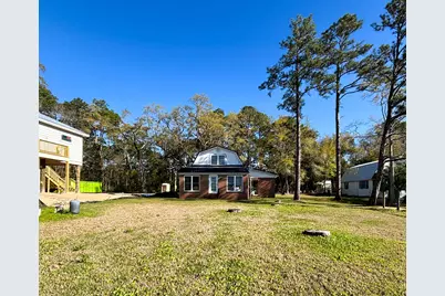 328 Sunset Trail, Freeport, FL 32439 - Photo 1