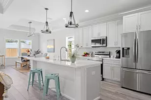 213 N Wells Street N, Panama City Beach, FL 32413 - Photo 1