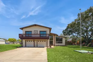 2116 Vizcaya Dr, Navarre, FL 32566 - Photo 1