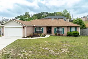419 Bobby Dr, Crestview, FL 32536 - Photo 1