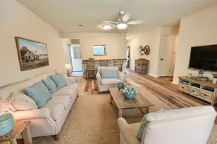 61 NW Silva Dr NW, Fort Walton Beach, FL 32548 - Photo 1