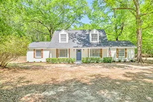 5700 Country Squire Dr, Milton, FL 32570 - Photo 1