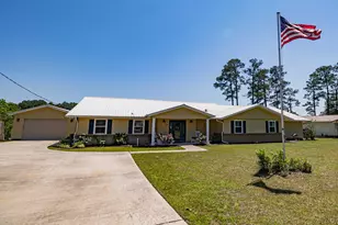 4651 Meadow Lake Dr, Crestview, FL 32539 - Photo 1