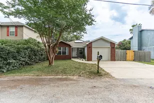 336 Harris St, Mary Esther, FL 32569 - Photo 1