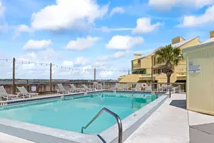 8520 Gulf Blvd, Navarre, FL 32566 - Photo 1