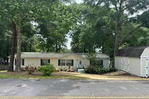 763 Squirrel Rd, Defuniak Springs, FL 32433 - Photo 1