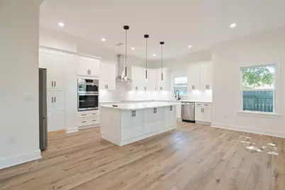 353 NE Okaloosa Road NE, Fort Walton Beach, FL 32548 - Photo 1