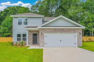 6000 Oak Holw Wy, Crestview, FL 32539 - Photo 1
