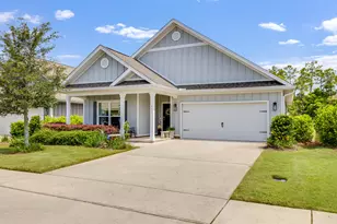 557 Lightning Bug Ln, Freeport, FL 32439 - Photo 1