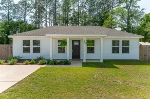 192 S Norwood Road S, Defuniak Springs, FL 32435 - Photo 1