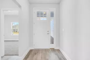 28 Bonne Vue Cir, Freeport, FL 32439 - Photo 1