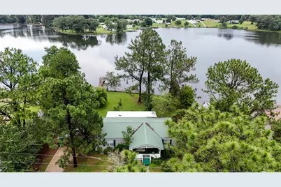 757 Paradise Island Drive, Defuniak Springs, FL 32433 - Photo 1