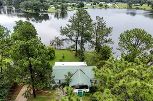 757 Paradise Island Dr, Defuniak Springs, FL 32433 - Photo 1