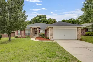 2124 Hagood Loop, Crestview, FL 32536 - Photo 1