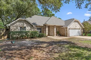 64 Hampton Cir, Niceville, FL 32578 - Photo 1