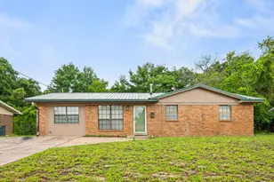 181 Miramar St, Mary Esther, FL 32569 - Photo 1