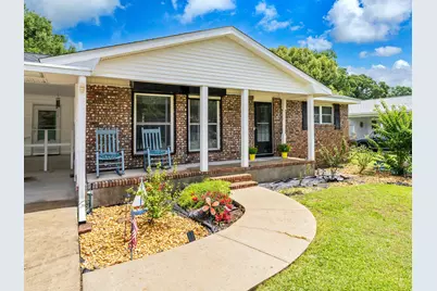 141 NW Rainbow Drive NW, Fort Walton Beach, FL 32548 - Photo 1