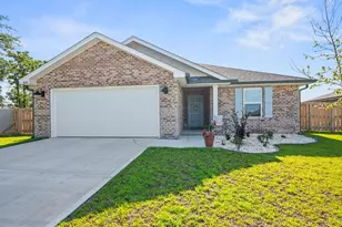 4649 Naval Ct, Crestview, FL 32539 - Photo 1