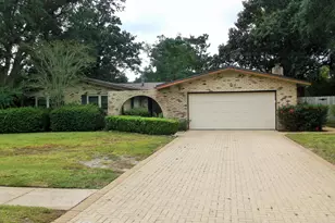 8 NE Carlyle Ct NE, Fort Walton Beach, FL 32547 - Photo 1