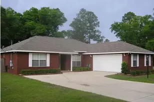4801 Acorn Dr, Crestview, FL 32539 - Photo 1