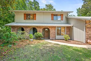 808 Magnolia Shores Dr, Niceville, FL 32578 - Photo 1