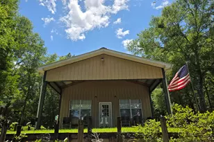 335 Franck Dr, Defuniak Springs, FL 32433 - Photo 1