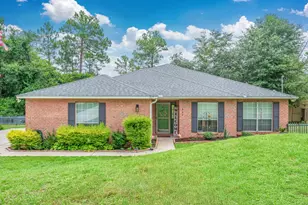 337 Peggy Dr, Crestview, FL 32536 - Photo 1