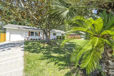 44 NW Robinwood Drive NW, Fort Walton Beach, FL 32548 - Photo 1