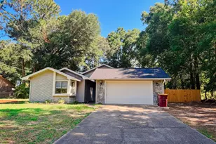 102 Springwood Circle Circle, Crestview, FL 32536 - Photo 1