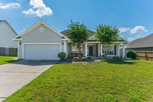 138 Crab Apple Ave, Crestview, FL 32536 - Photo 1