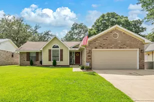 510 Matthew St, Niceville, FL 32578 - Photo 1