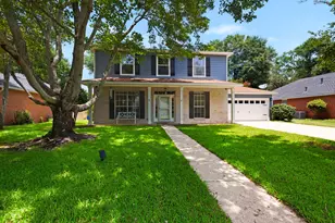 4323 Hidden Lakes Dr, Niceville, FL 32578 - Photo 1