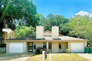 818 Roy St, Fort Walton Beach, FL 32547 - Photo 1