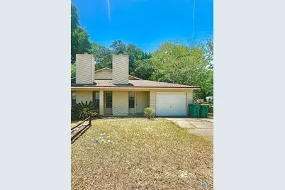 818 Roy Street #B, Fort Walton Beach, FL 32547 - Photo 1