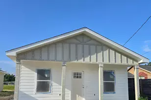 925 E 24th Street E, Panama City, FL 32405 - Photo 1