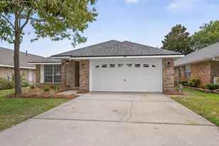 1608 Sutton Pl, Fort Walton Beach, FL 32547 - Photo 1