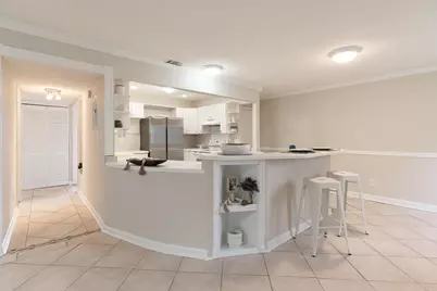 308 SW Miracle Strip Parkway SW #10D, Fort Walton Beach, FL 32548 - Photo 1