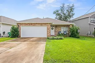 350 Fir Ave, Niceville, FL 32578 - Photo 1