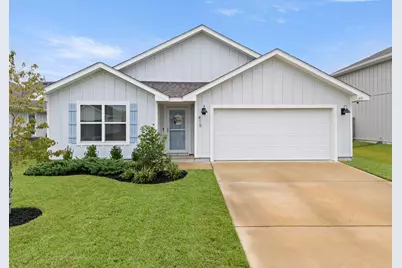 419 Scarborough Street, Crestview, FL 32539 - Photo 1