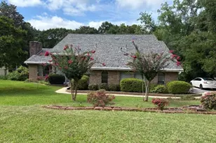 3 Kristin Cir, Niceville, FL 32578 - Photo 1