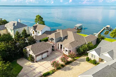 907 Peacock's Point Drive, Destin, FL 32541 - Photo 1