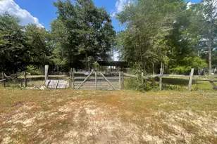 44 Juniper Ave, Defuniak Springs, FL 32433 - Photo 1