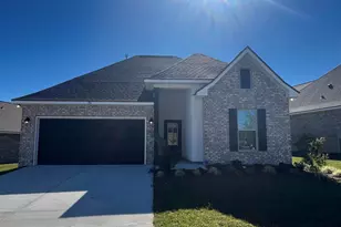 184 Bon Ami Dr, Freeport, FL 32439 - Photo 1