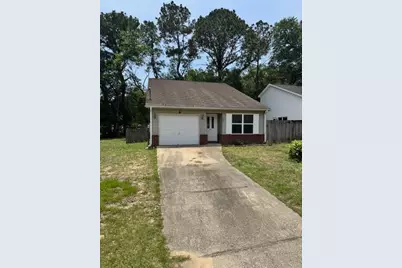 609 E Edney Avenue E, Crestview, FL 32536 - Photo 1