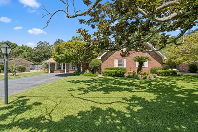 20 Magnolia Avenue, Shalimar, FL 32579 - Photo 1