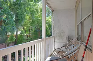 611 Colonial Dr, Fort Walton Beach, FL 32547 - Photo 1