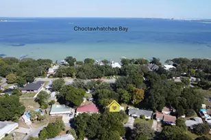 13 SE Pryor Road SE, Fort Walton Beach, FL 32548 - Photo 1