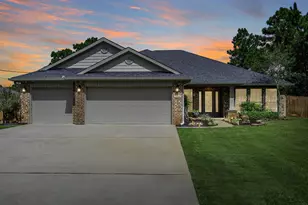 7748 Fenwick St, Navarre, FL 32566 - Photo 1